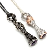 ≪アルテミスクラシック≫ ペアセット販売/キングチェスチャーム&クイーンチェスチャームペアネックレス　acp0231_0232