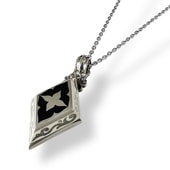 ≪アルテミスクラシック≫ロンバステキスタイルペンダント