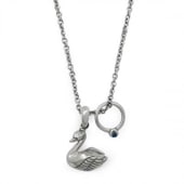 販売終了≪PennyBlack/ペニーブラック≫スワン 選べる誕生石 ベビーリング付きシルバーペンダント /DT-452