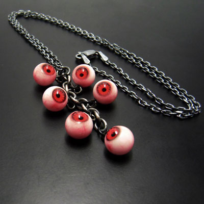 ≪GOREGRO/ゴアグロ≫アイフリュイペンダント/レッドアイ