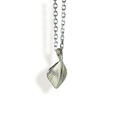 ≪DAgDART/ダグダート≫ハートフェザーペンダントトップ 