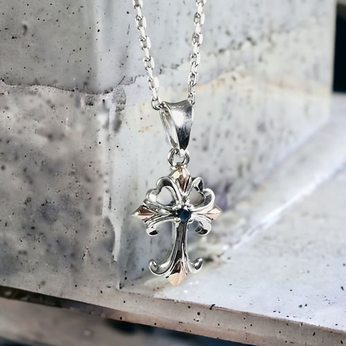 ≪Lord Camelot/ロードキャメロット≫ペンダント/サファイア