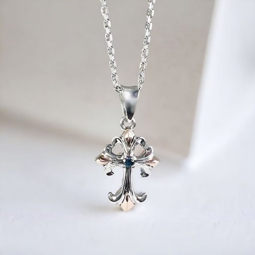 ≪Lord Camelot/ロードキャメロット≫ペンダント/サファイア