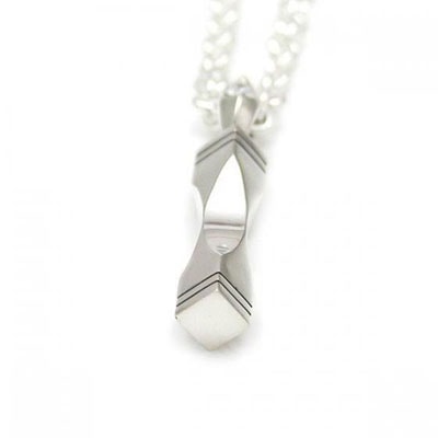 ≪DAgDART/ダグダート≫【ペア】選べる誕生石 シルバーペアペンダント