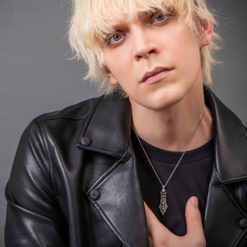 ≪Artemis Kings/アルテミスキングス≫ナンバーワンペンダント AKP0148