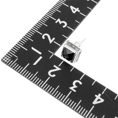 ≪アルテミスクラシック≫スクエアオニキススタッドピアス