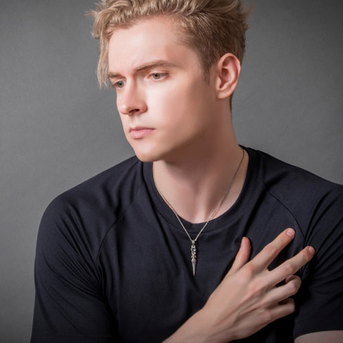 ≪Artemis Kings/アルテミスキングス≫緑紫虹ドージェダガーペンダント