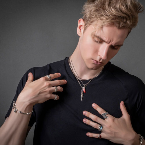 ≪Artemis Kings/アルテミスキングス≫緑紫虹ドージェダガーペンダント