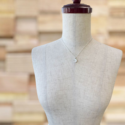 ≪DAgDART/ダグダート≫名入れ刻印&選べる誕生石　月 シルバーペンダント /刻印可能