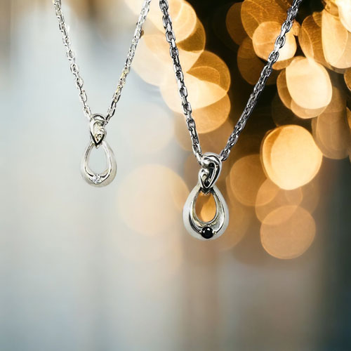 ≪DAgDART/ダグダート≫【ペア】選べる誕生石　ティアドロップ ストーン×シルバーペアペンダント /DT-398+399