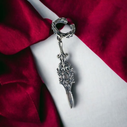 ≪Beautesque/ビュウテスク≫Wicked Heart/イヤーカフ