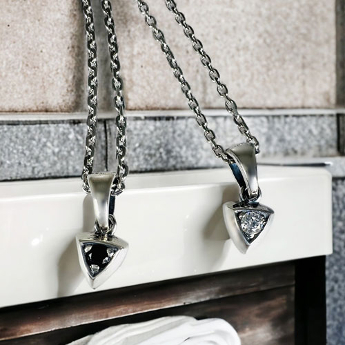 ≪FatimaDesign/ファティマデザイン≫ペアセット販売/デルタ・チャームペンダント (チェーン付)