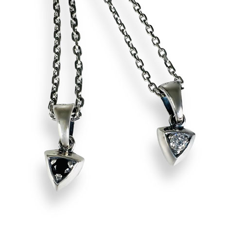 ≪FatimaDesign/ファティマデザイン≫ペアセット販売/デルタ・チャームペンダント (チェーン付)