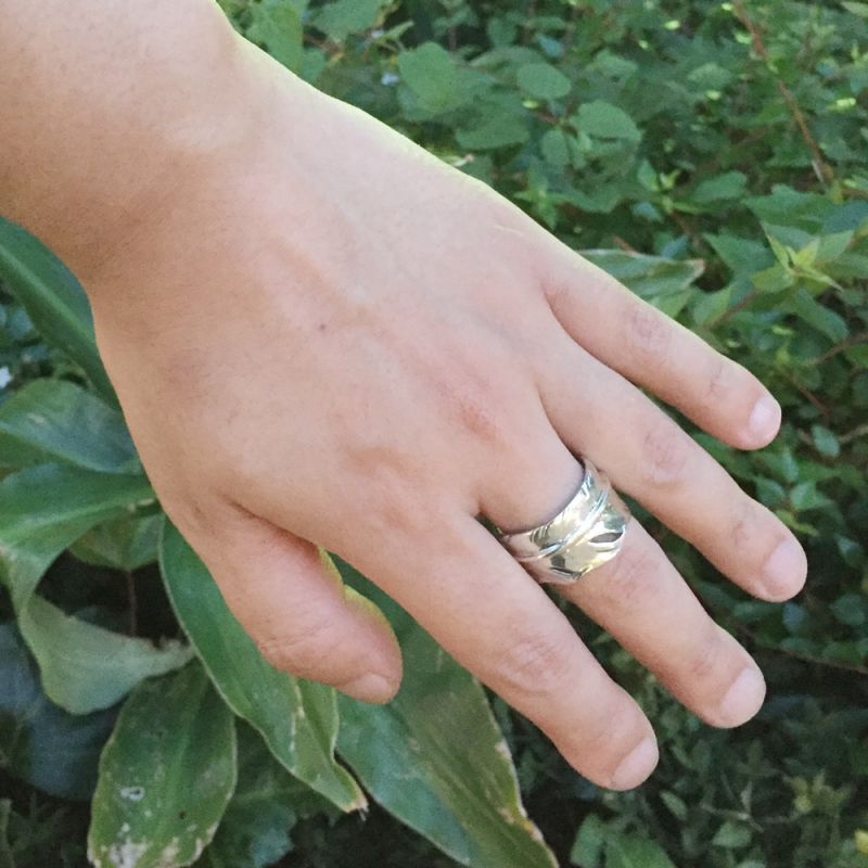 ≪Ark/アーク≫シルエットフェザーリング（ラージ）