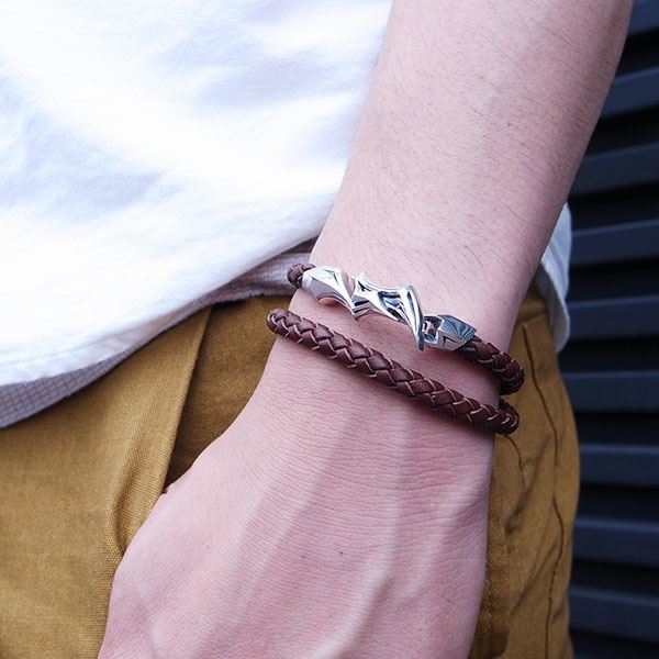 ≪DAgDART/ダグダート≫編革レザーブレスレット(ブラウン)×シルバー 