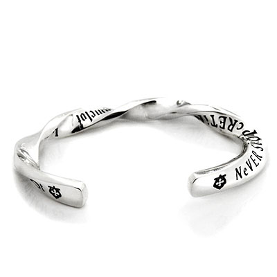 ≪Lord Camelot/ロードキャメロット≫バングル