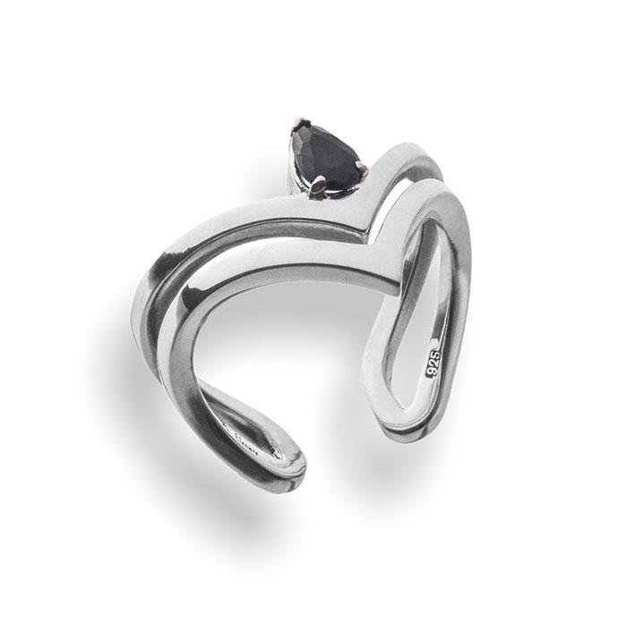 ≪Artemis Kings/アルテミスキングス≫ティアドロップVリングBK　AKR0055