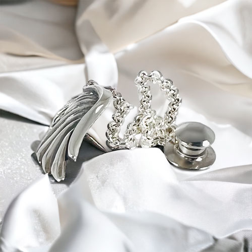 ≪DAgDART/ダグダート≫スーツアクセサリー 翼モチーフ シルバーラペルピン ストールピン