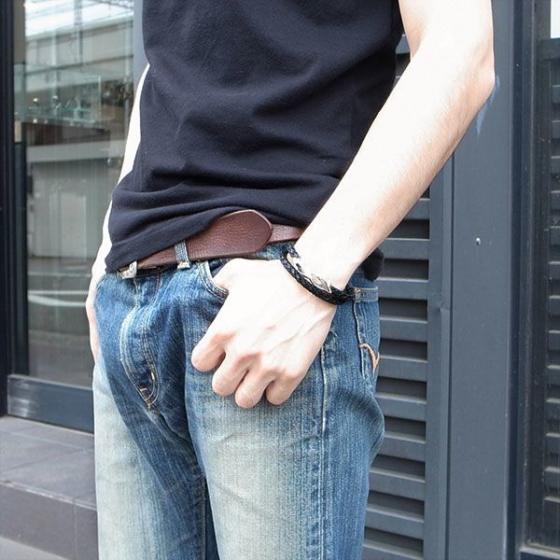 ≪DAgDART/ダグダート≫編革レザーブレスレット(ブラック)×シルバー