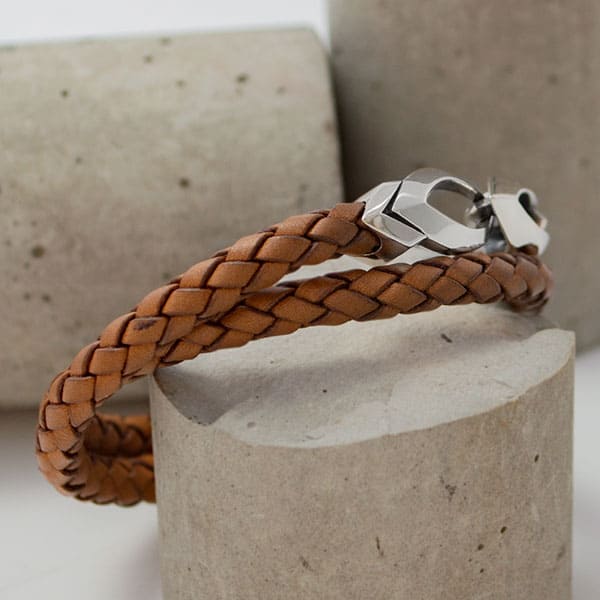 ≪DAgDART/ダグダート≫編革レザーブレスレット(ナチュラル)×シルバー