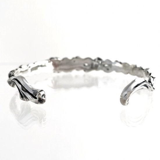 ≪Beautesque/ビュウテスク≫Shackles/シルバーバングル