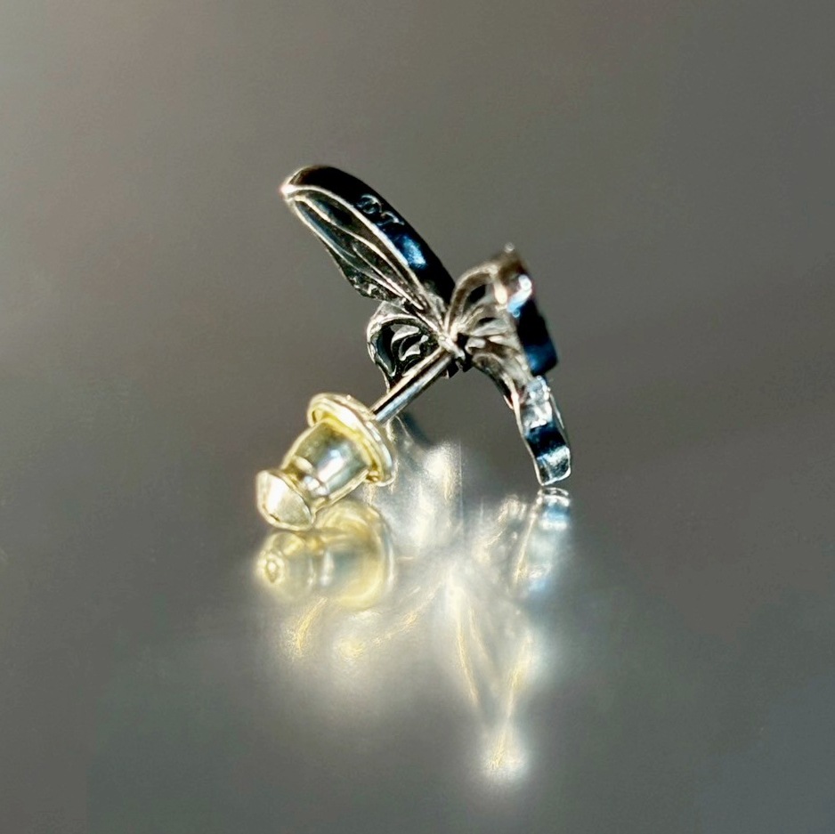 ≪DEAL TEARS/ディールティアーズ≫スタッズバタフライピアス