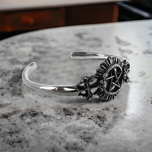 ≪Beautesque/ビュウテスク≫Devil Summoning-bangle　