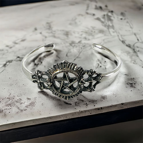 ≪Beautesque/ビュウテスク≫Devil Summoning-bangle　