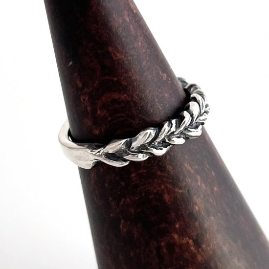 ≪Beautesque/ビュウテスク≫Shackles ring/シルバーリング