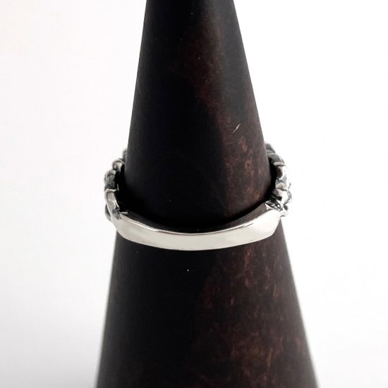 ≪Beautesque/ビュウテスク≫Shackles ring/シルバーリング