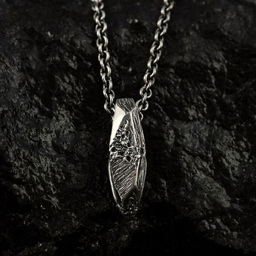 ≪DAgDART/ダグダート≫シルバーペンダント 「Scratch」 (メンズ)