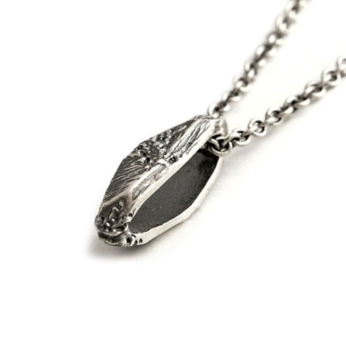 ≪DAgDART/ダグダート≫シルバーペンダント 「Scratch」 (メンズ)