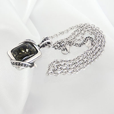 ≪FatimaDesign/ファティマデザイン≫サン・シュエール　スクエア　アンバーペンダント/チェーン付