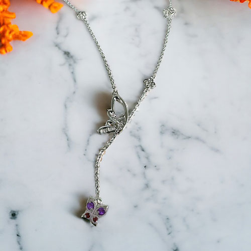 ≪Artemis Kings/アルテミスキングス≫バタフライラリエットペンダント(チェーン付き)