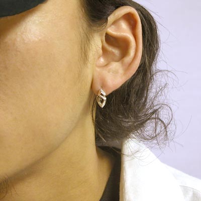 ≪DAgDART/ダグダート≫【Megalodon】シルバーピアス  