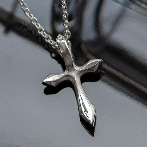 ≪DAgDART/ダグダート≫【レディス】クロス 十字架 シルバーペンダント