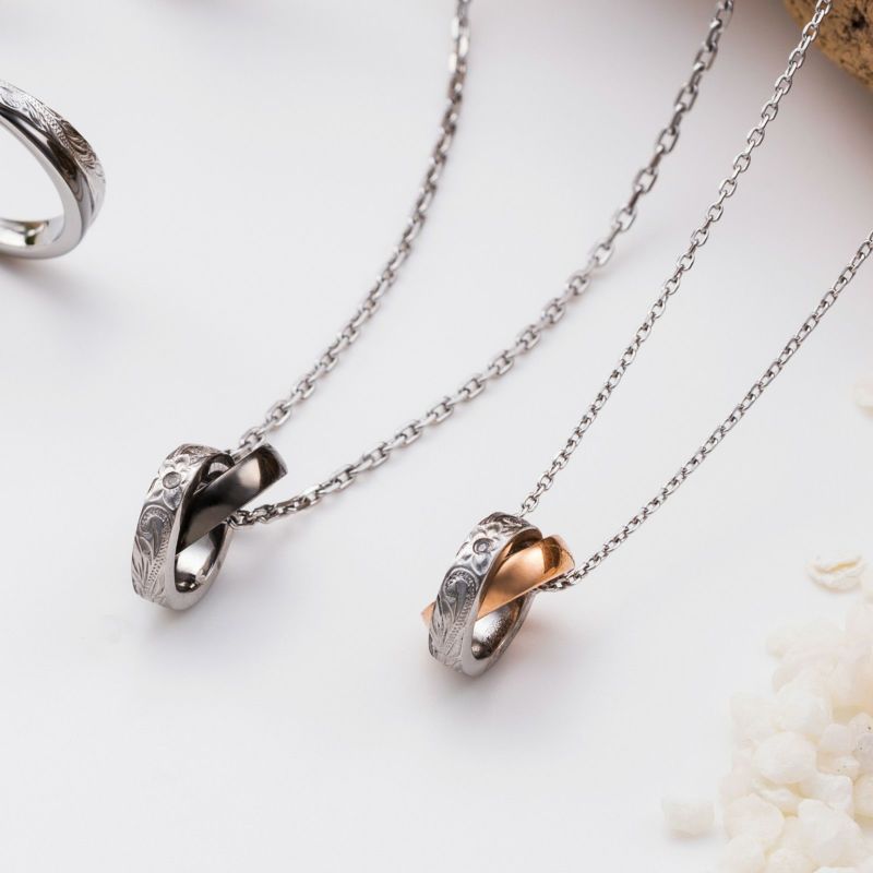 ≪white clover/ホワイトクローバー≫ペアネックレス ステンレス