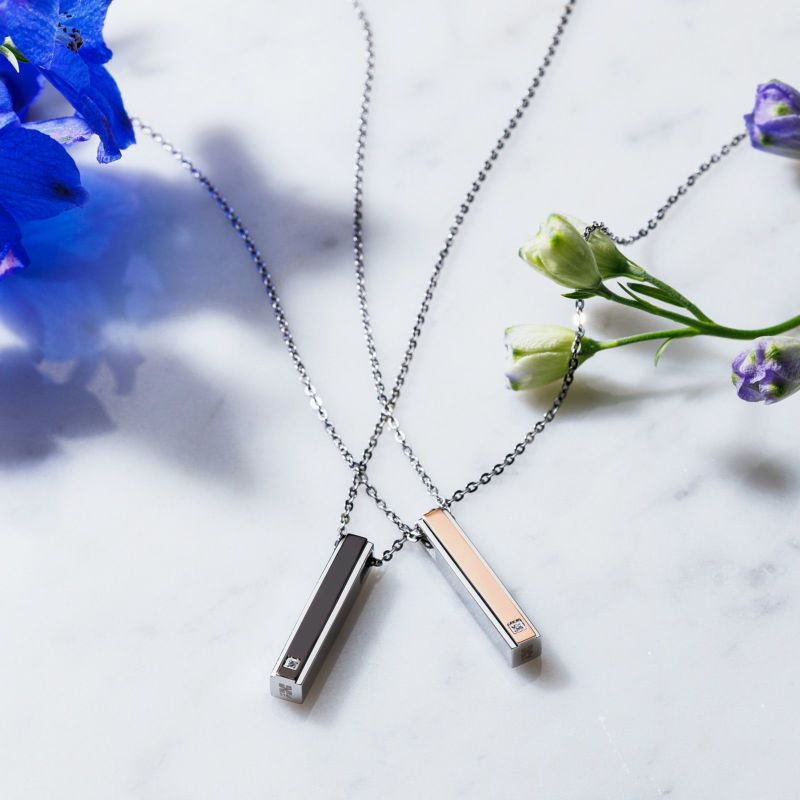 ≪white clover/ホワイトクローバー≫ペアネックレス ステンレス