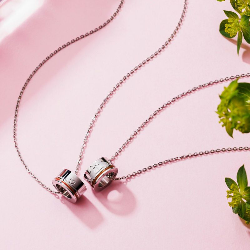 ≪white clover/ホワイトクローバー≫ペアネックレス ステンレス