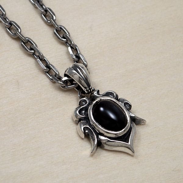 ≪DAgDART/ダグダート≫【ARCO FRECCIA】花冠モチーフ ダイオプサイト×シルバーペンダント 