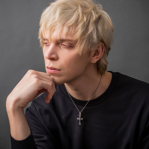 ≪Artemis Kings/アルテミスキングス≫クロスクラウンペンダント