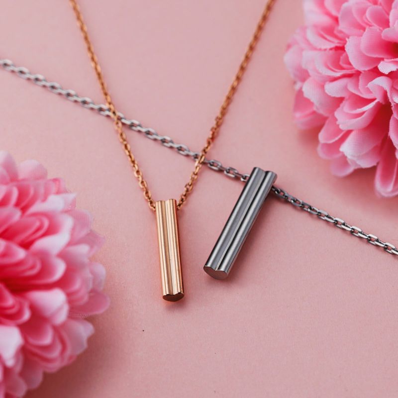 ≪white clover/ホワイトクローバー≫ペアネックレス ステンレス