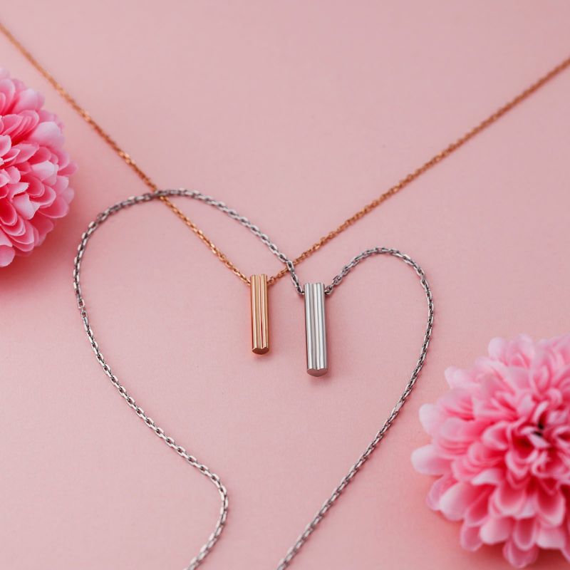 ≪white clover/ホワイトクローバー≫ペアネックレス ステンレス