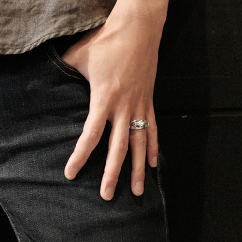 ≪Mad Graffiti/マッドグラフィティ≫プリヴィリッジリング