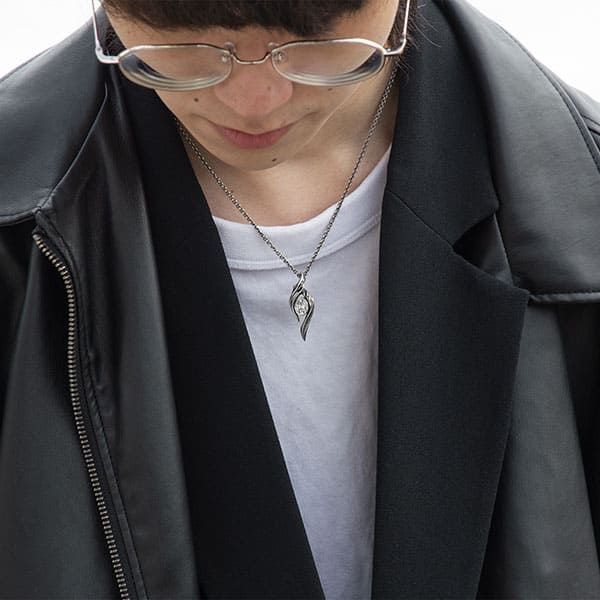 ≪DAgDART/ダグダート≫【blast -In the Haze-】キュービックジルコニア×シルバーペンダント