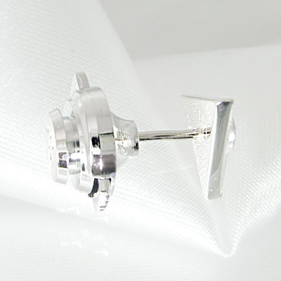 販売終了　ウルトラマングレート/デルタ・プラズマーピンバッジ