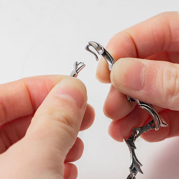 ≪DAgDART/ダグダート≫【Lindwurm】翼竜「リンドブルム」モチーフ シルバーブレスレット