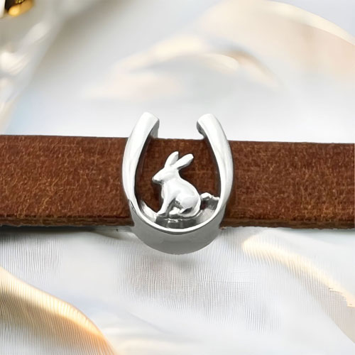 ≪SERASTINY / セラスティニー≫～うさぎ～Leather　Bracelet SSB-003