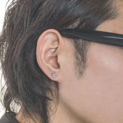 ≪アルテミスクラシック≫ホースシュースタッドピアス/片耳分