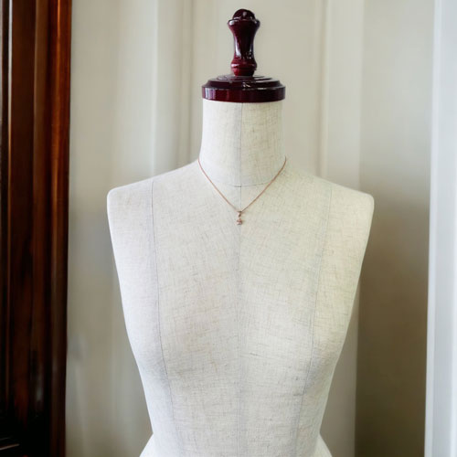 ≪FatimaDesign/ファティマデザイン≫クラウン・チャームPKペンダント (チェーン付)